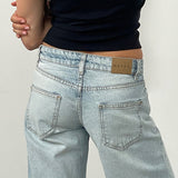 Low Rise Parallel Jeans In Extreme Light Wash Blue