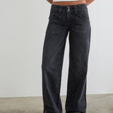 Low Rise Relaxed Cargo Jeans in Vintage Black